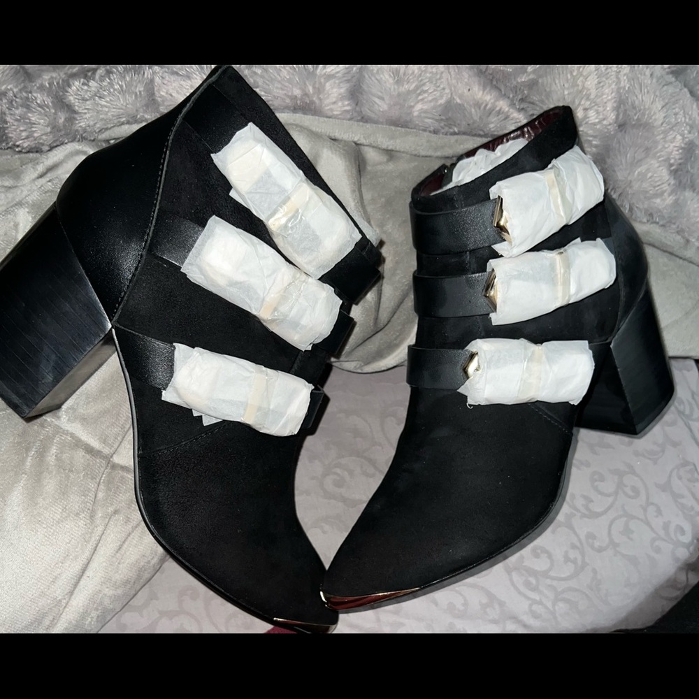 'Report Signature' Fairfield Boots - Picture 7 of 8
